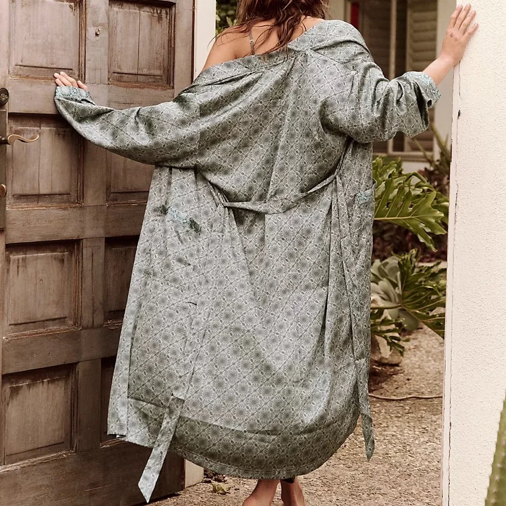 NEW NWT Free People Intimately Oasis House Robe - Picture 3 of 13